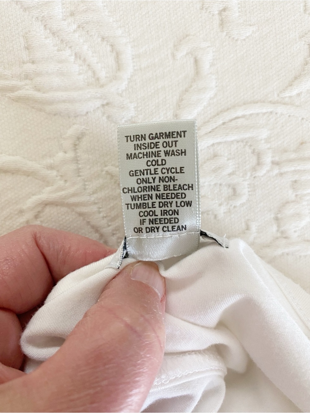 CACHE White Ruched Front Tank Top Size Medium - Picture 12 of 14
